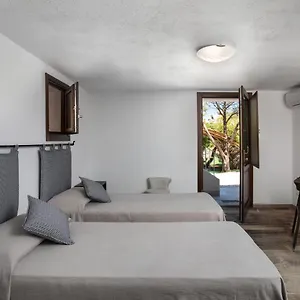 Bed & Breakfast Il Mirto, Baja Sardinia